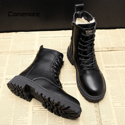 Helena - Lace-up winter boots with lined interior.